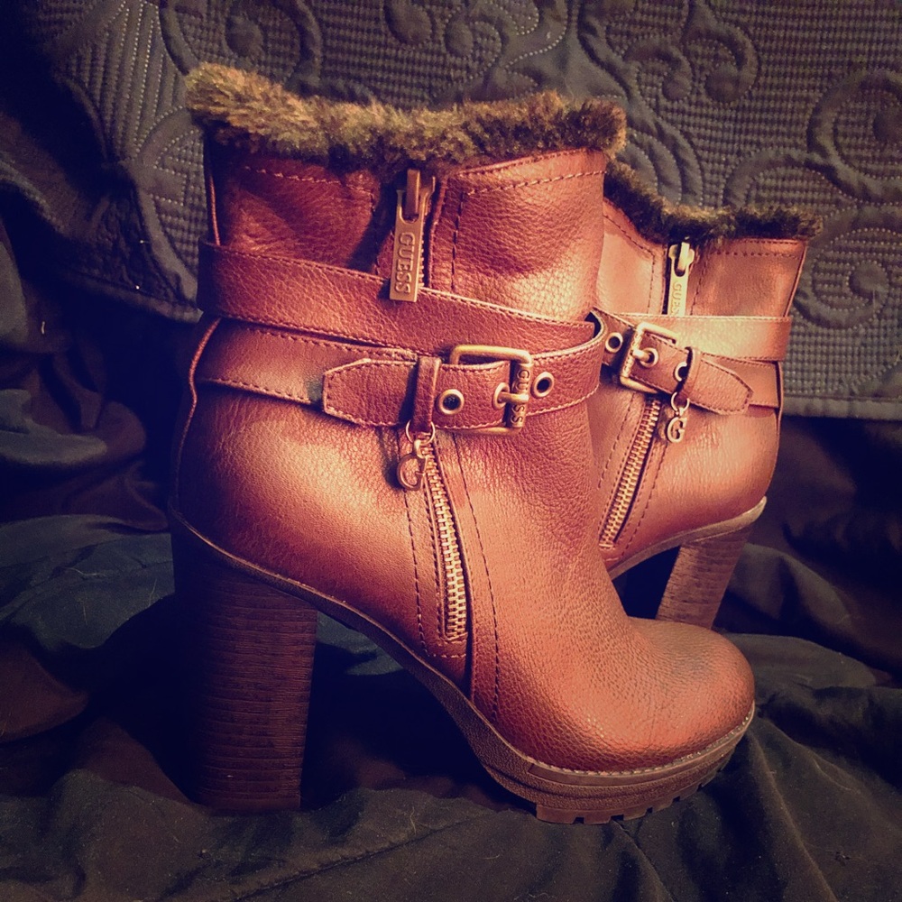 Guess Women’s Kavin Fashion Boot